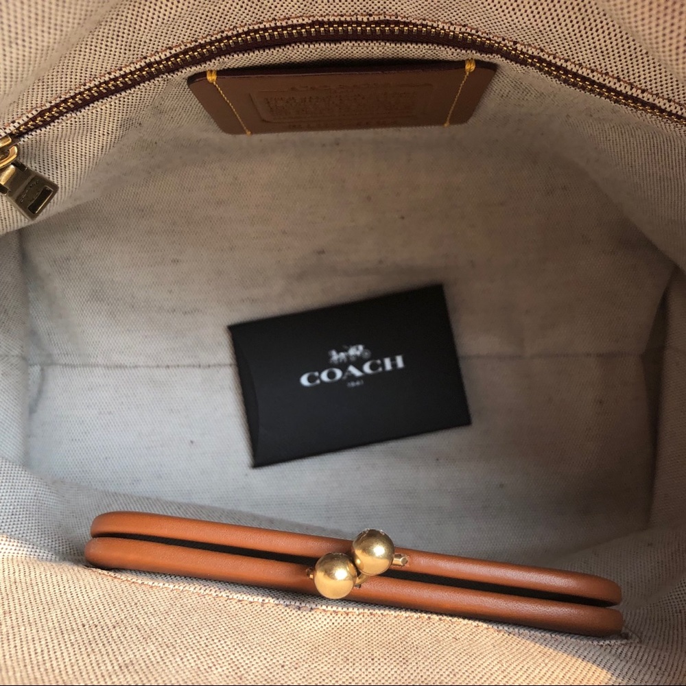 Coach Rogue 1941 Peony Pink - Picture 9 of 12